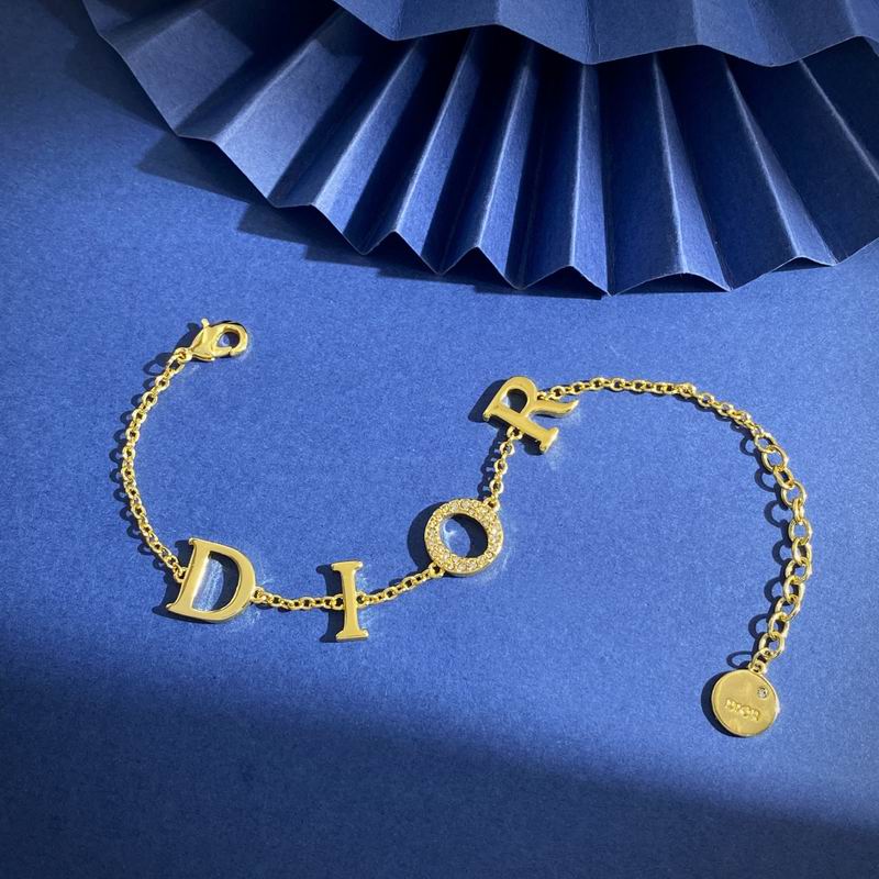Dior Suits 09yxs04